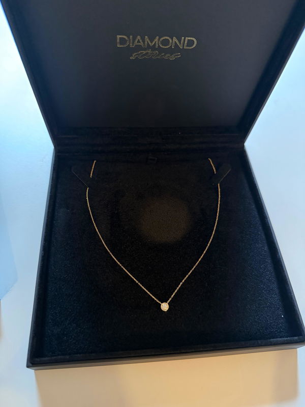 Recenzie Mihai - Colier cu diamant natural - Everyday SPARKLE (0.10 ct)