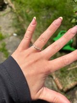 Holly Elizabeth review photo