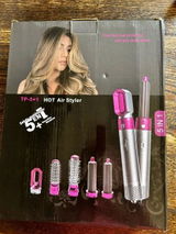 Liliana H. review photo