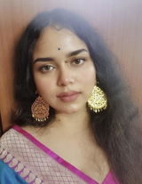 Sayanti review photo
