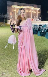 Nivi Khanna review photo