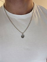 Ismael R. review photo