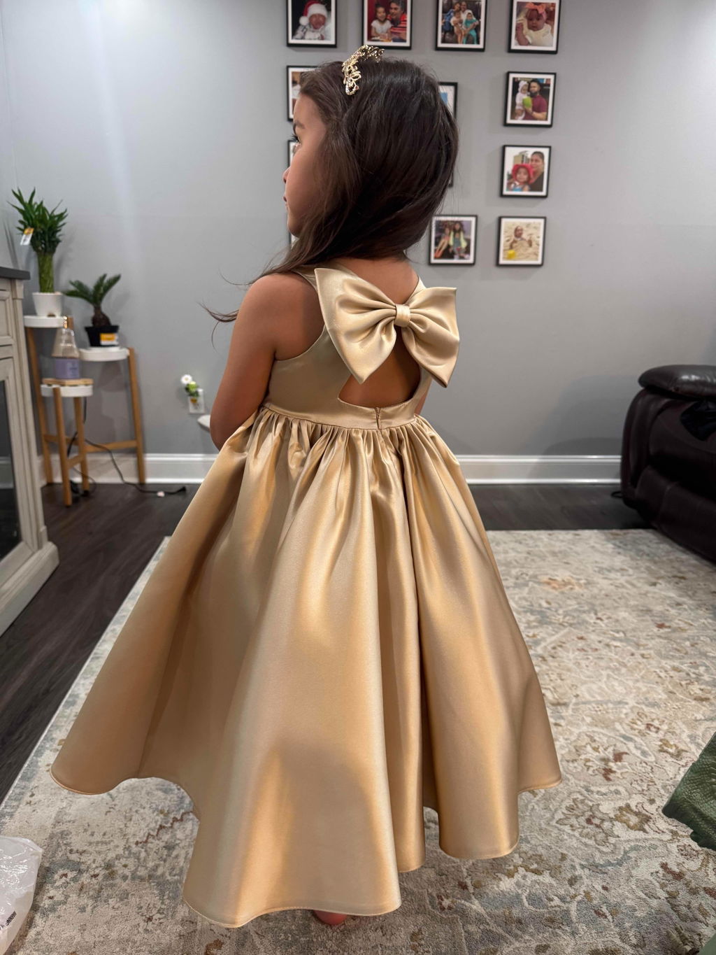Dideyttawl Light Blue Junior Bridesmaid Dress | Sleeveless Satin Knee Length A-Line Gown