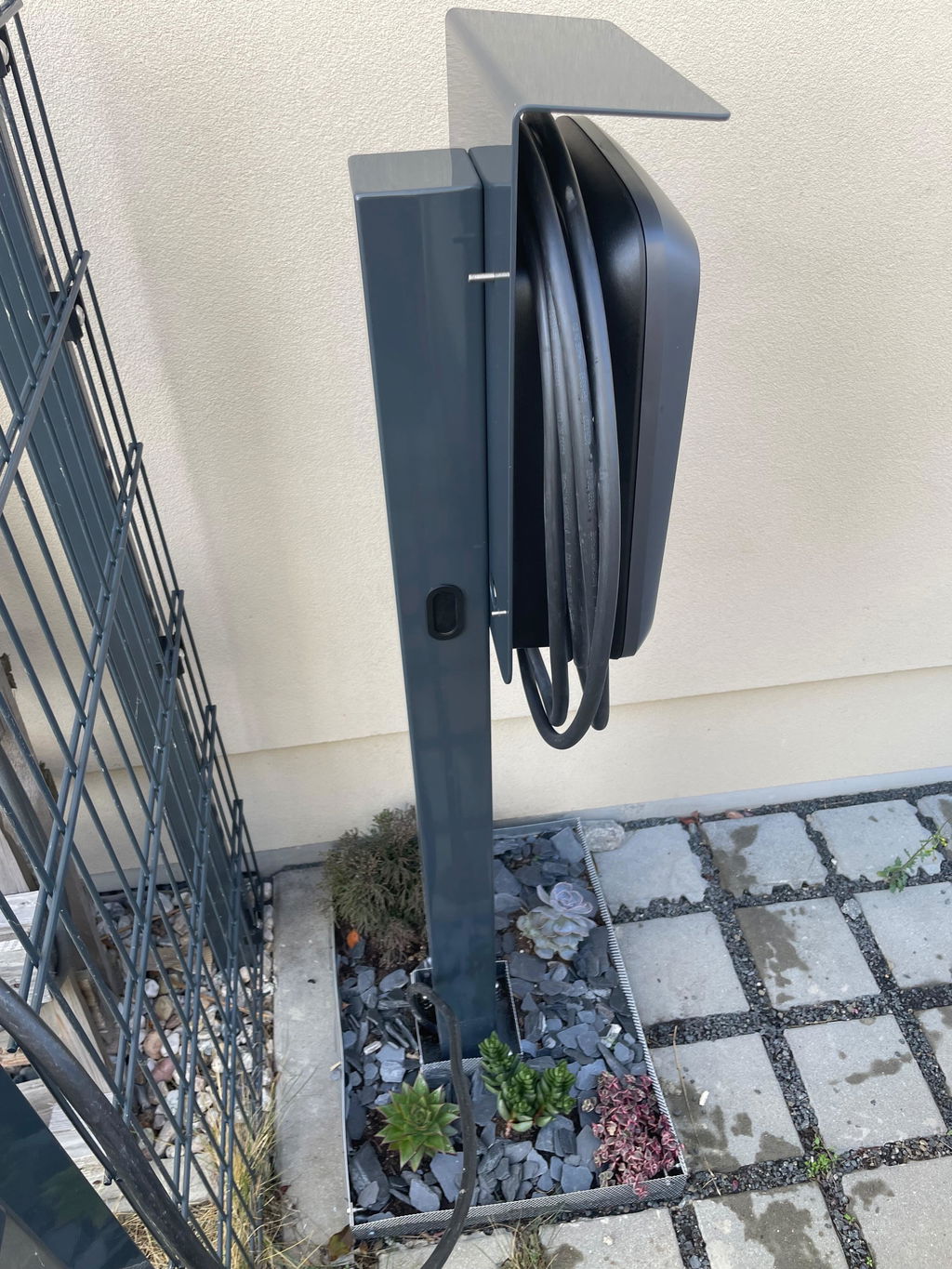 Ladesäule passend für Elli Charger 2 / Pro 2 /  Audi, Skoda, VW, Seat, Cupra Wallbox  mit Dach | Ständer | Standfuß | Stele