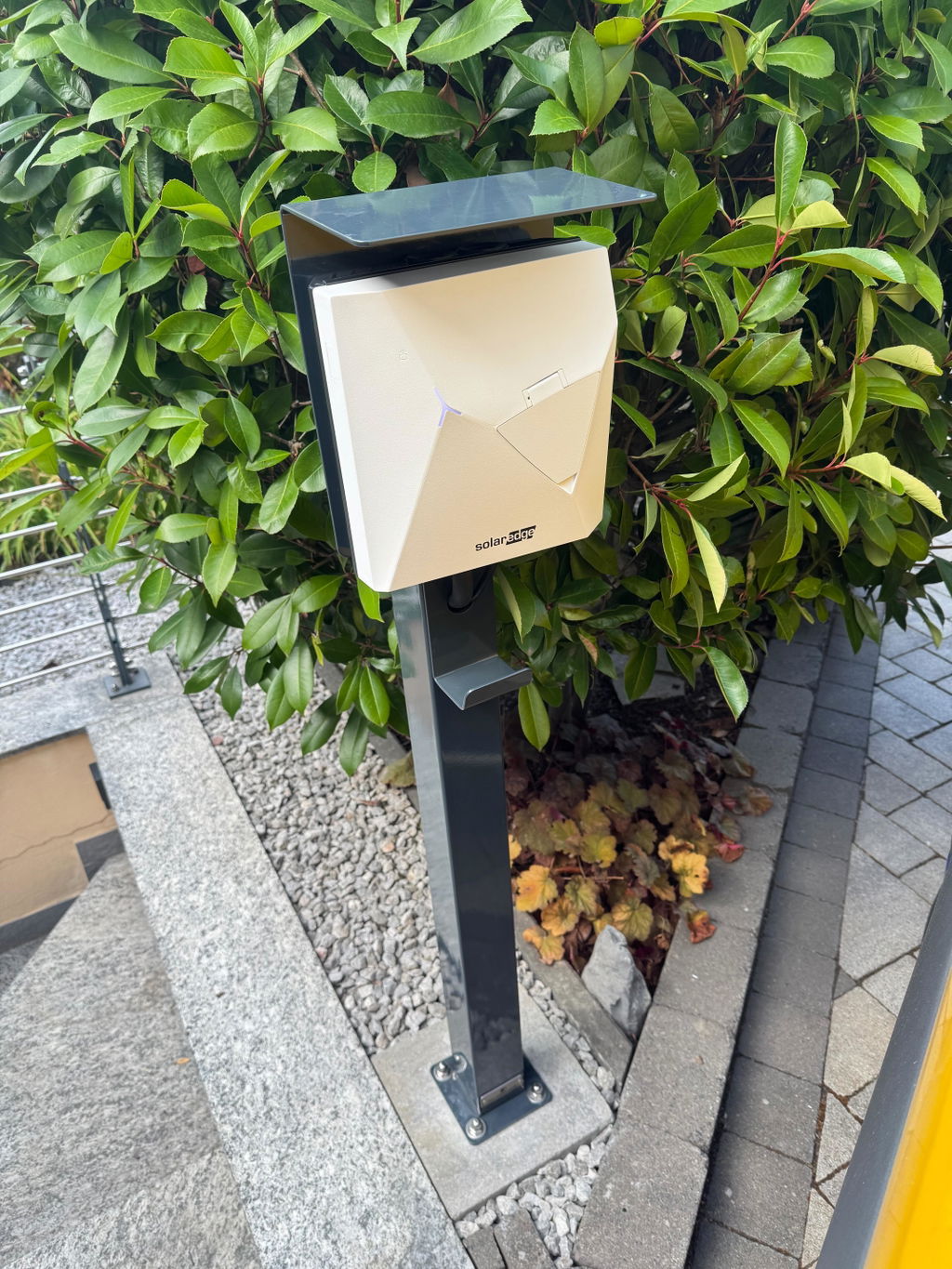 Ladesäule passend für SolarEdge One EV Ladestation / Wallbox mit Dach | Ständer | Standfuß | Stele