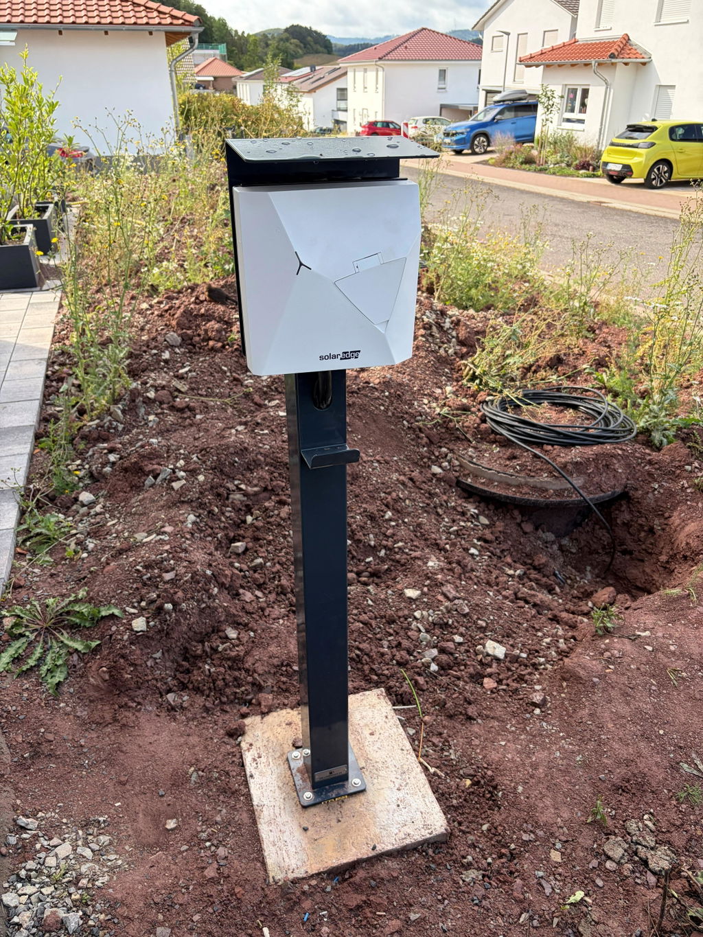 Ladesäule passend für SolarEdge One EV Ladestation / Wallbox mit Dach | Ständer | Standfuß | Stele