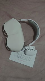 M.v. review photo