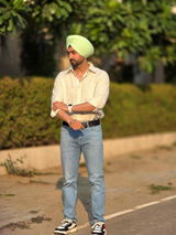 Arjun singh review photo
