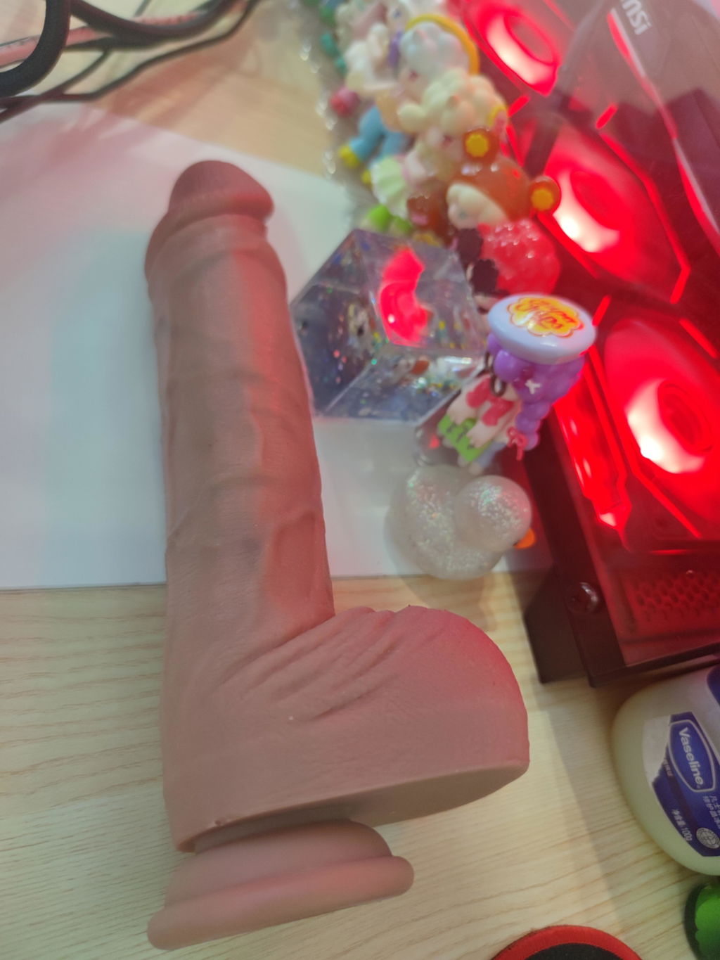 Brandon - Realistische Dildo met Beweegbare Testikels en Zachte Huidtextuur - 24 cm