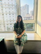 H.Jha review photo