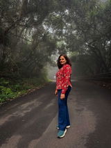 Naveena Mohan review photo