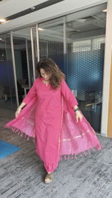Swamini Gunasekar review photo
