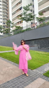 Priyanka Dey review photo