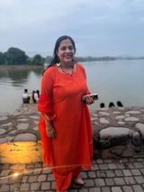 Stuti Arya review photo