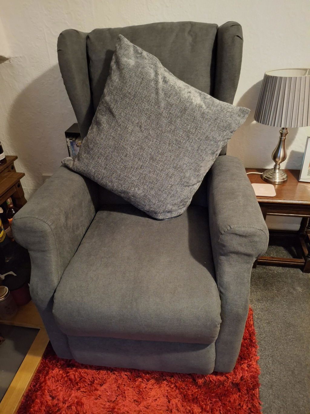 Power Lift Recliner Armchair, Electric Lift Chair for Elderly, Fabric Riser and Reclining Chair with Remote Control, Side Pockets, Extended Footrest, for Living Room, Charcoal Grey