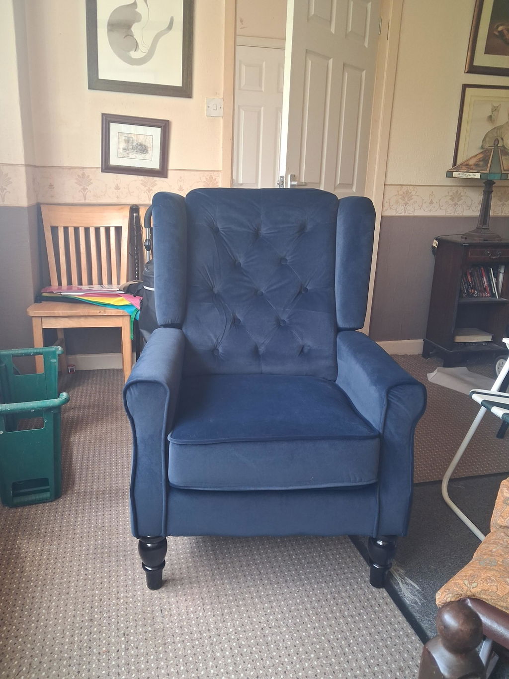 Wingback Accent Chair, Retro Upholstered Button Tufted Occasional Chair for Living Room and Bedroom, Dark Blue
