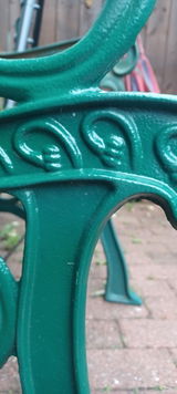 Big Green Bee Leslie Hackers review photo