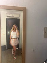 eloise review photo