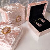 Gloss and Grace -Feather Light Jewelry review photo