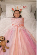 Olivia review photo
