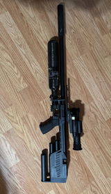 R. review photo