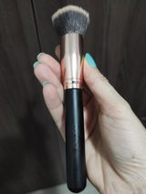 Ariana V. review photo