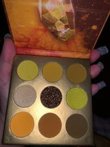 Ariana V. review photo