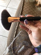Ariana V. review photo