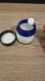 C. review photo