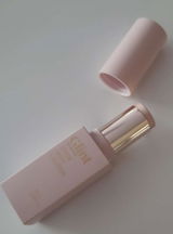 V.R. review photo