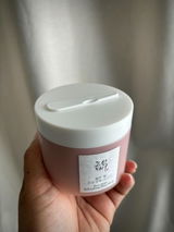Rhialynne S. review photo