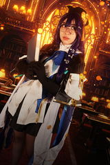 L.C. review photo