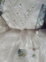 C. review photo