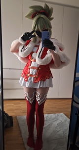 M. review photo
