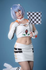 hitomi review photo