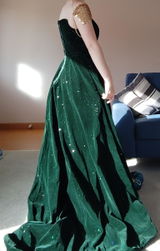Sophie Wherrett review photo