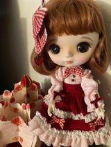 Gwen review photo