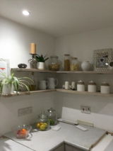 Julie Hawkes review photo