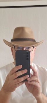 Manuel review photo