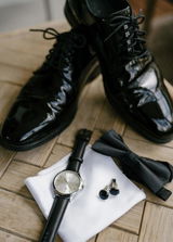 The Axcent - Silver/Black Leather