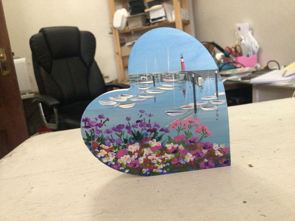 MDF Freestanding Slanted Heart Shape