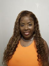 Daviona nesbitt review photo
