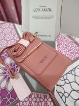 Claudia Bedoya review photo