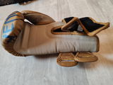 Anonyme review photo