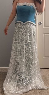 Rinna Sepyman review photo
