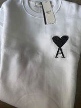 Laia review photo