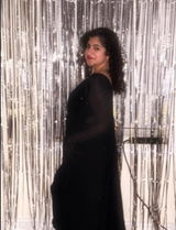 Saloni review photo