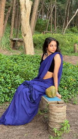 Shreya Nambiar review photo