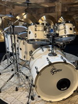 Bruce Hollenbeck review photo