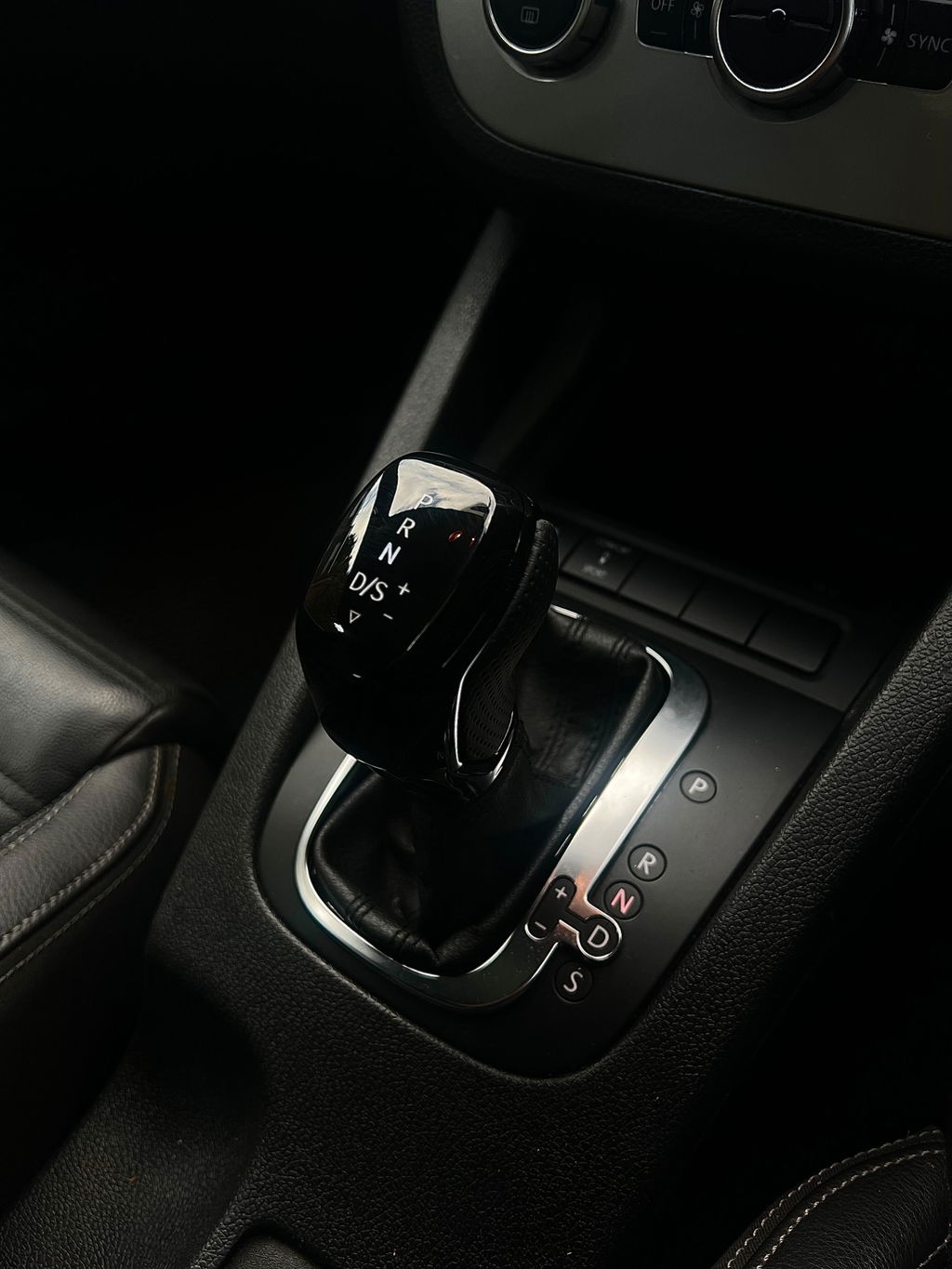 LED VW & Audi DSG Shift Knob Plug and Play